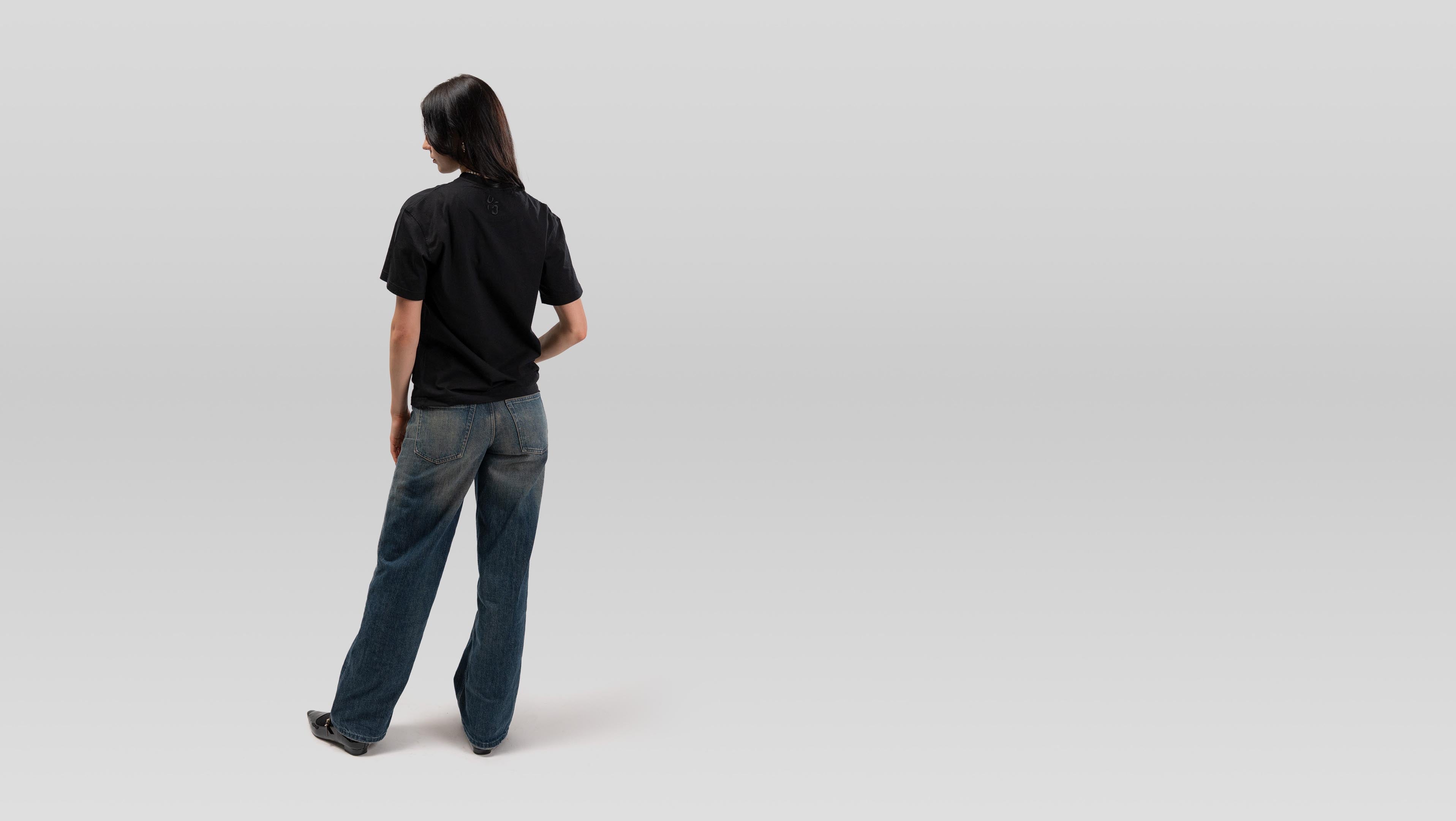 Essential T-Shirt Black